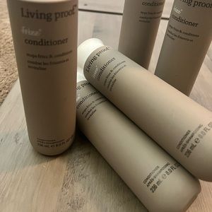 8 ITEM BUNDLE DEAL 🔥🔥 living Proof frizz control conditioner. PRICED FOR EIGHT